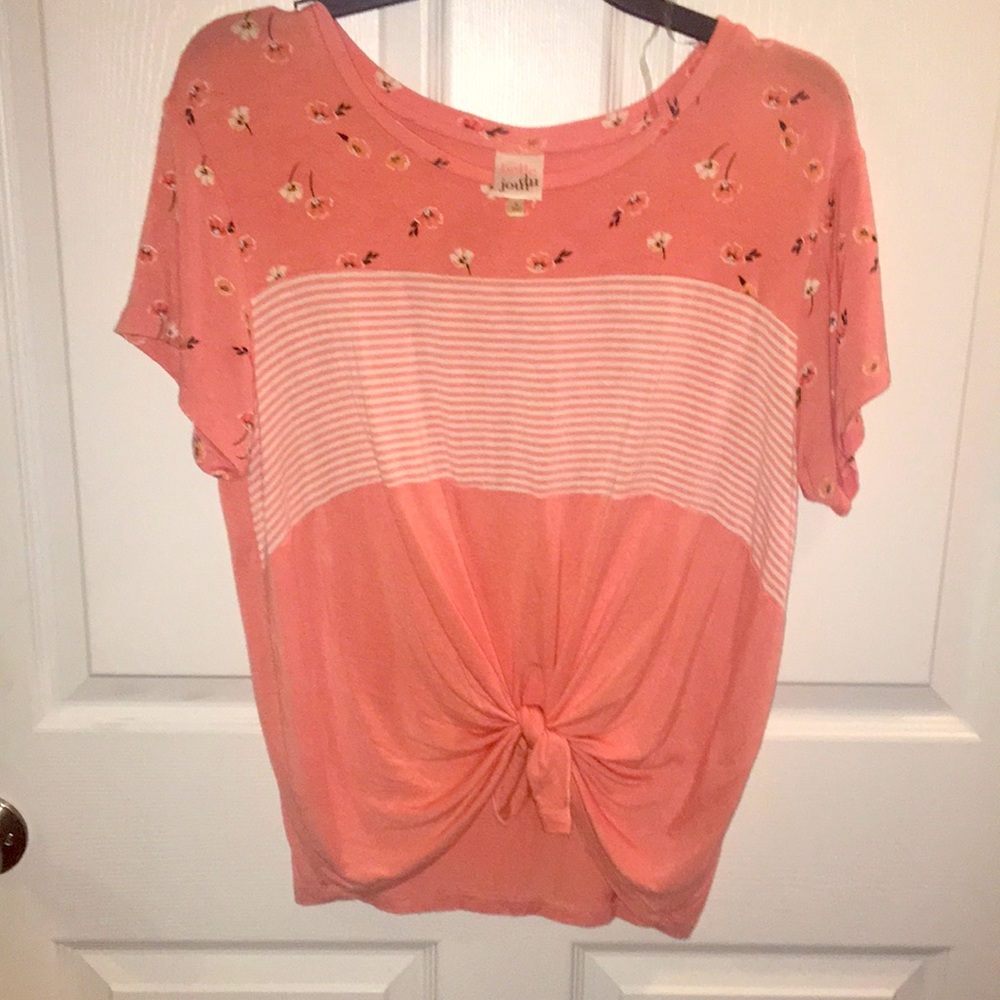 🌸 CUTE PINK FLOWER TEE ! 🌸